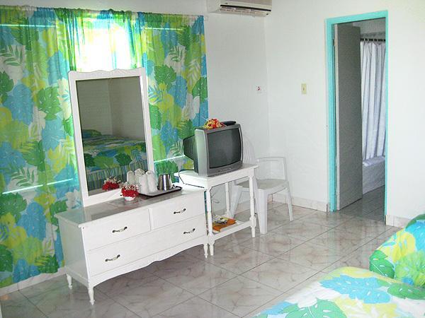 Coral Seas Garden Resort Negril Room photo